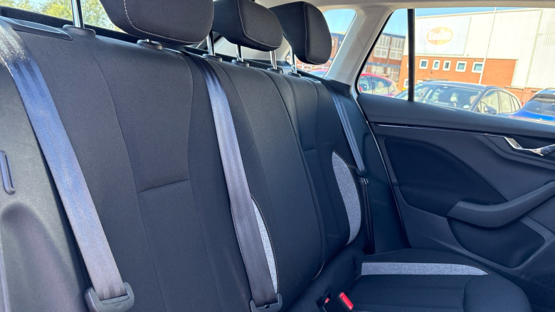 Skoda Kamiq 1.0 TSI 95 SE 5dr Petrol Hatchback